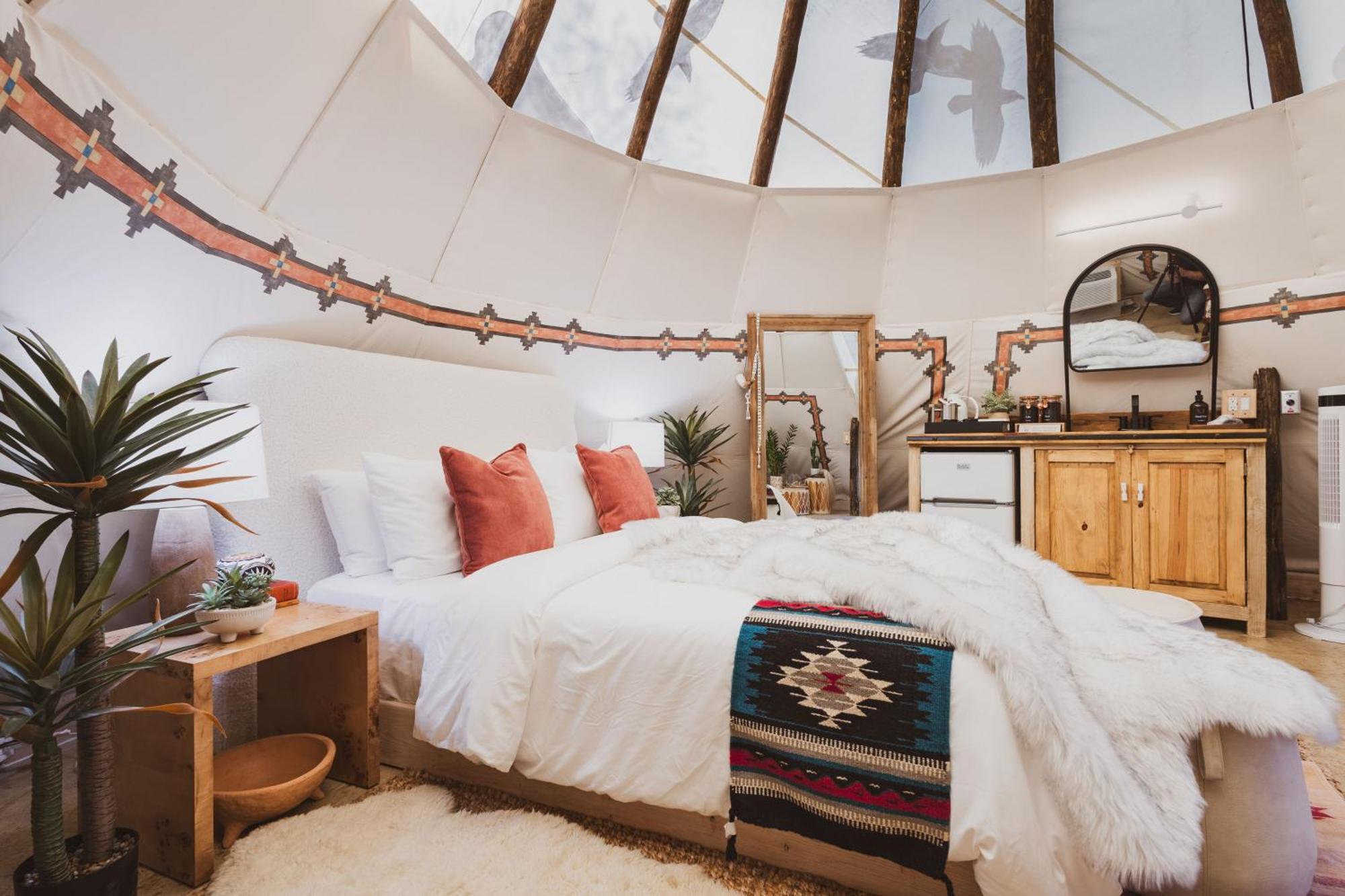 Luxury tent Toro Tipi At El Mistico Ranch Nogal