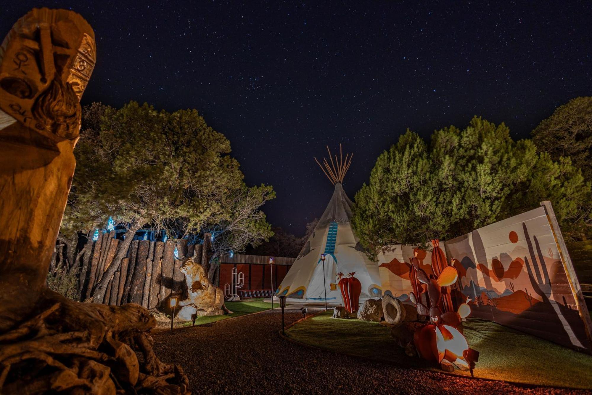 Toro Tipi At El Mistico Ranch * Nogal